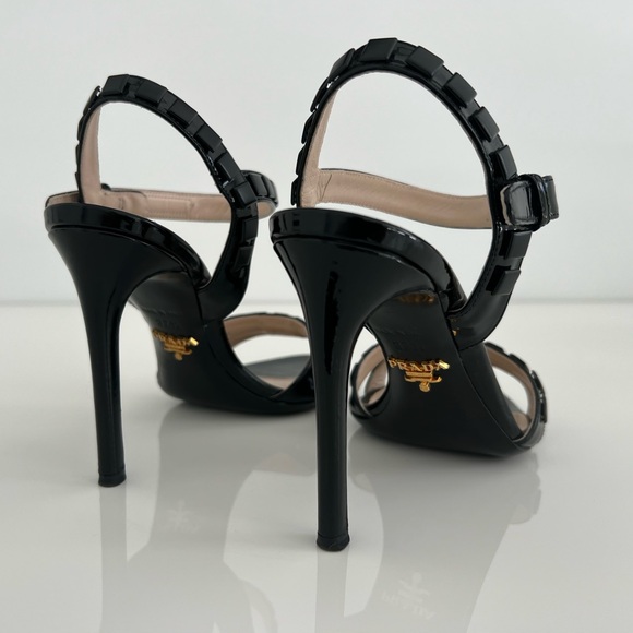 PRADA BLACK PATENT SANDALS SIZE IT 37.5 / US 7.5 - Picture 10 of 16